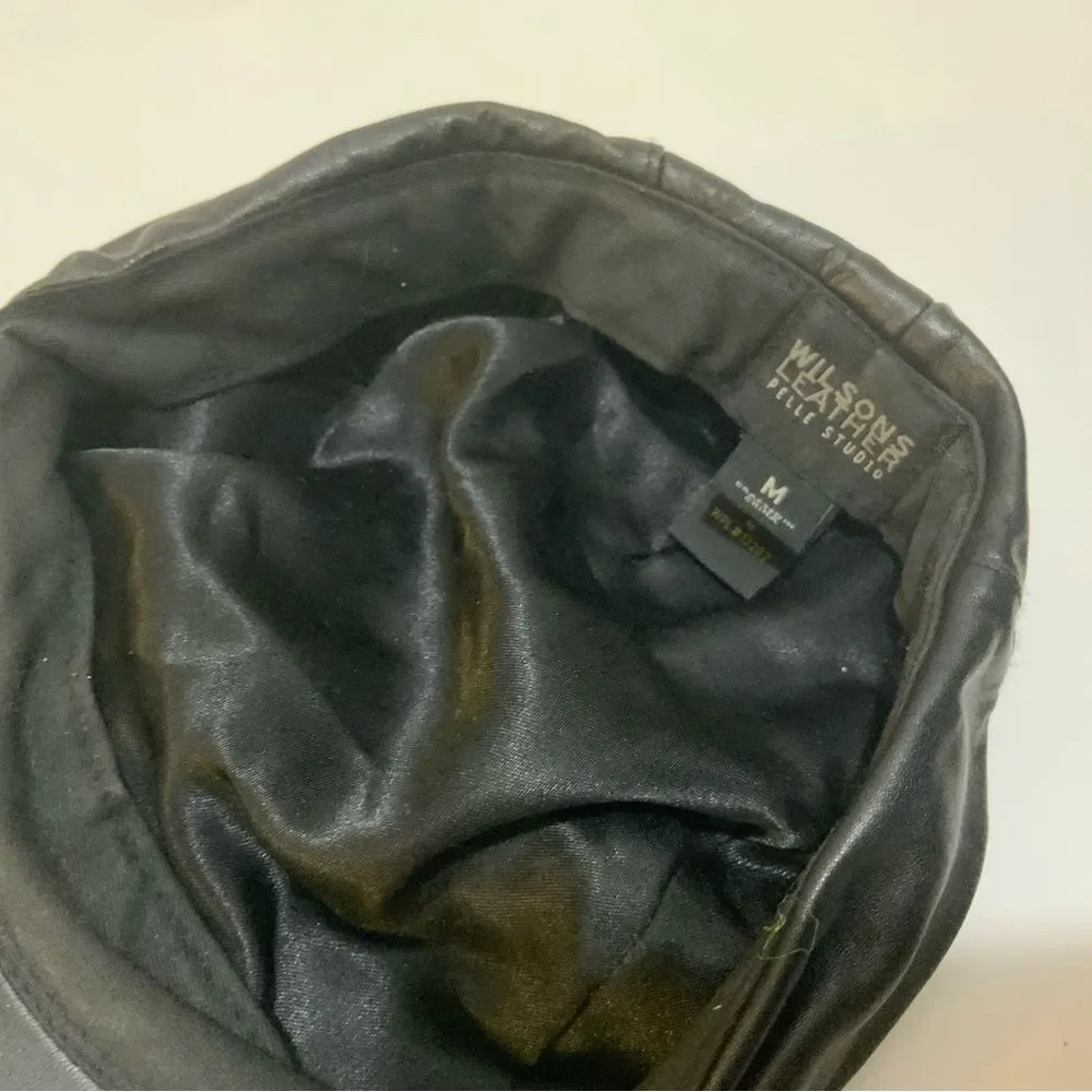 Wilson leather newsboy leather black hat Medium